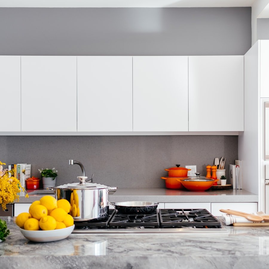 The right way to degrease a kitchen